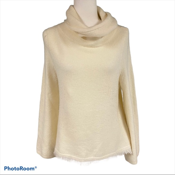 Anthropologie Sweaters - Anthropology Cream Fray Sweater Size Medium